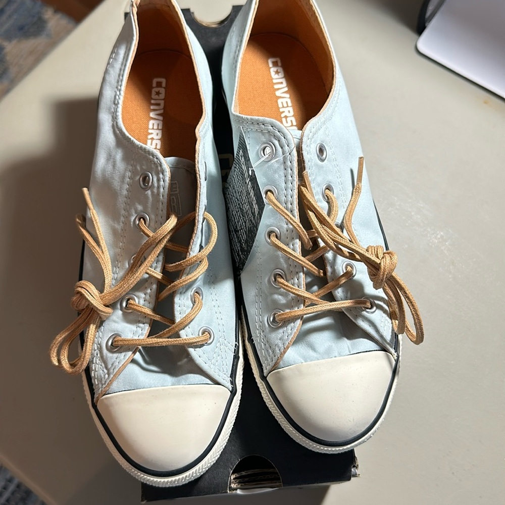 Converse lace up sneakers, light blue